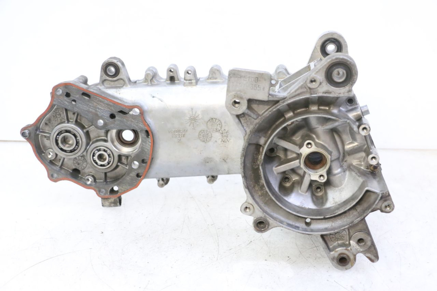 photo de ENGINE BOTTOM CASE KYMCO AGILITY NAKED RENOUVO 2T 50 (2011 - 2018)