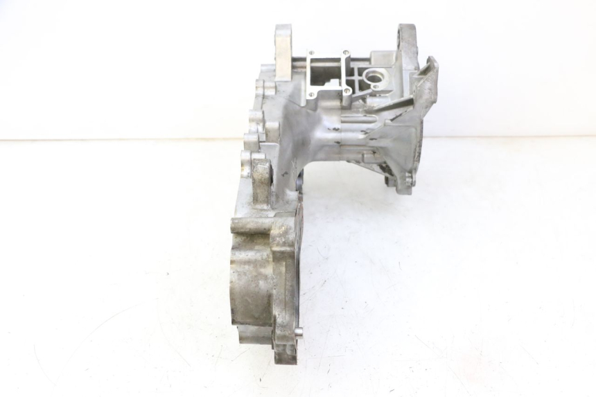 photo de ENGINE BOTTOM CASE KYMCO AGILITY NAKED RENOUVO 2T 50 (2011 - 2018)