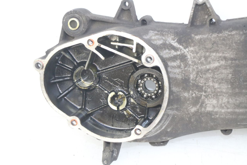 photo de ENGINE LOWER CASING APRILIA SCARABEO 100 (2003 - 2012)