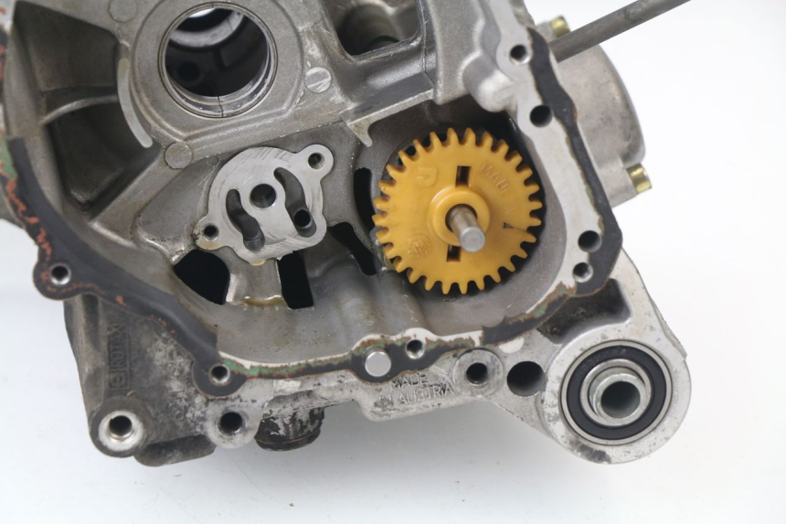 photo de ENGINE CRANKCASE APRILIA SCARABEO GT 125 (1999 - 2007)