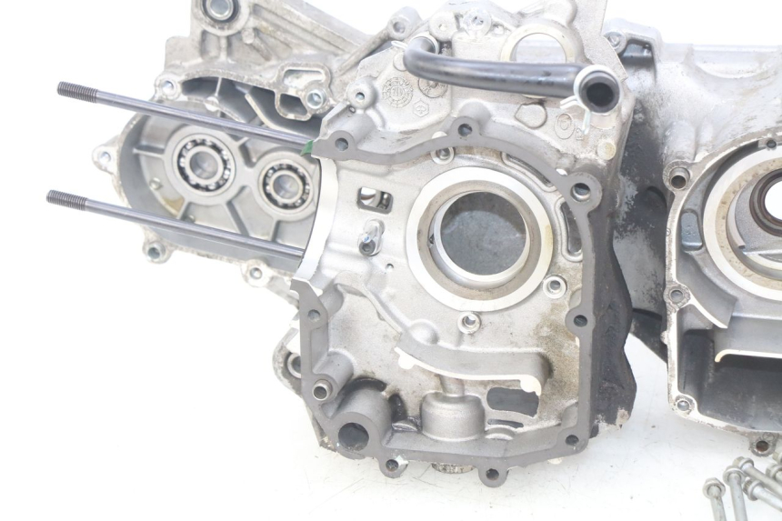 photo de ENGINE BOTTOM CASE APRILIA SXR 50 (2021 - 2023)