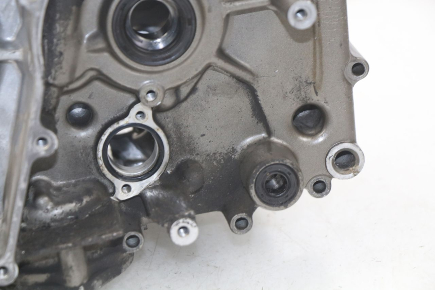 photo de ENGINE CRANKCASE HYOSUNG COMET GTR 125 (2007 - 2014)