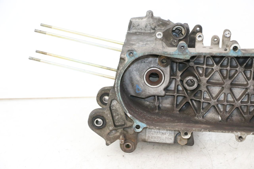 photo de ENGINE CRANKCASE SYM CROX 4T 50 (2016 - 2023)