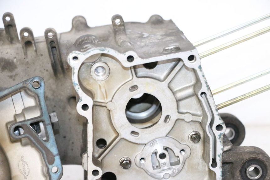 photo de ENGINE CRANKCASE SYM CROX 4T 50 (2016 - 2023)