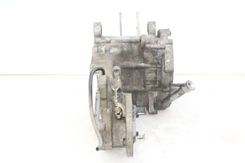 photo de ENGINE CRANKCASE DAELIM BESBI 125 (2007 - 2008)