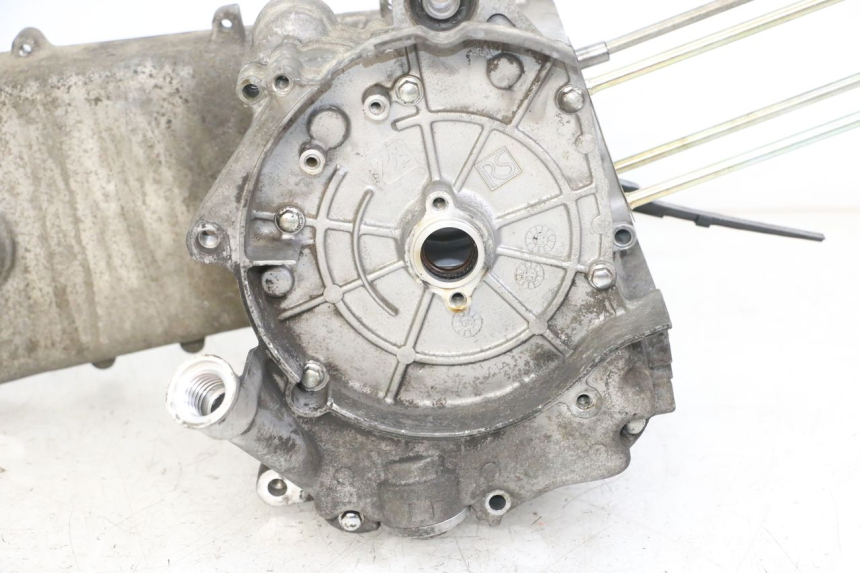 photo de ENGINE CRANKCASE DAELIM BESBI 125 (2007 - 2008)