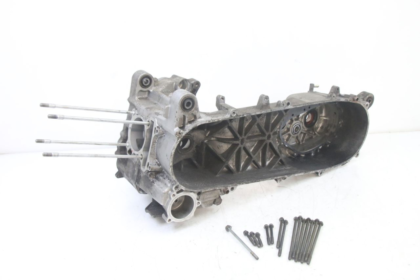 photo de ENGINE LOWER CASING KYMCO DINK STREET 125 (2009 - 2014)