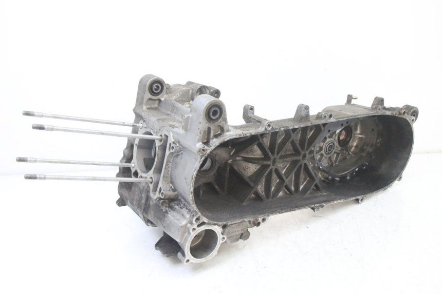 photo de ENGINE LOWER CASING KYMCO DINK STREET 125 (2009 - 2014)