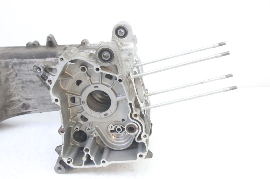 photo de ENGINE LOWER CASING KYMCO DINK STREET 125 (2009 - 2014)