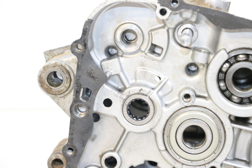 photo de ENGINE CRANKCASE YAMAHA DTLC 125 (1982 - 1987)