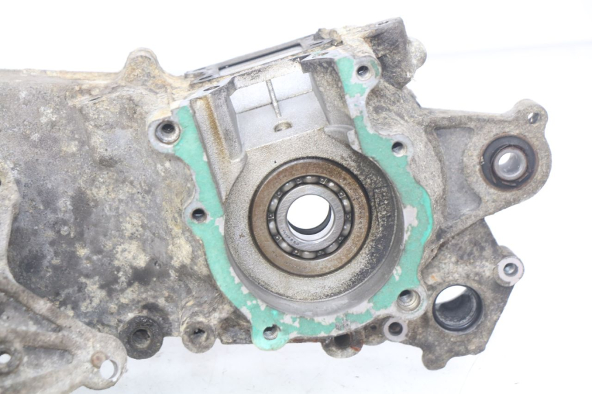 photo de ENGINE LOWER CASING PEUGEOT ELYSTAR 50 (2002 - 2014)