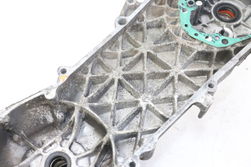 photo de ENGINE LOWER CASING PEUGEOT ELYSTAR 50 (2002 - 2014)