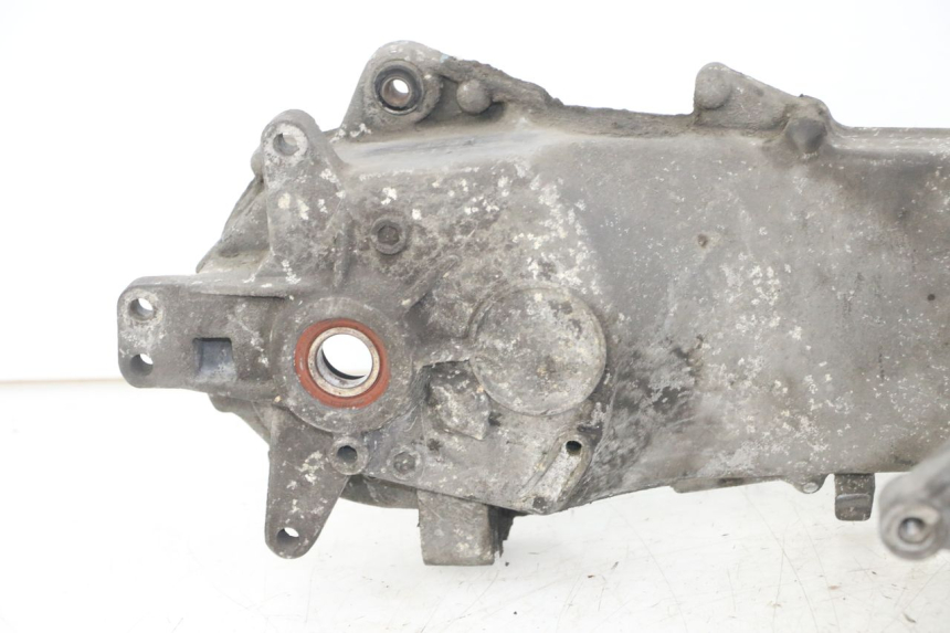 photo de ENGINE LOWER CASING PEUGEOT ELYSTAR 50 (2002 - 2014)
