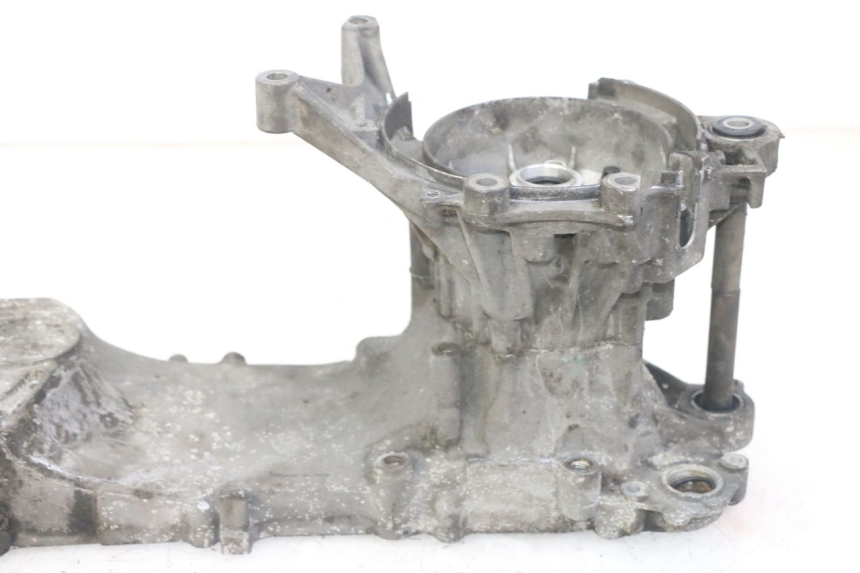 photo de ENGINE LOWER CASING PEUGEOT ELYSTAR 50 (2002 - 2014)