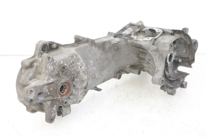 photo de ENGINE LOWER CASING PEUGEOT ELYSTAR 50 (2002 - 2014)