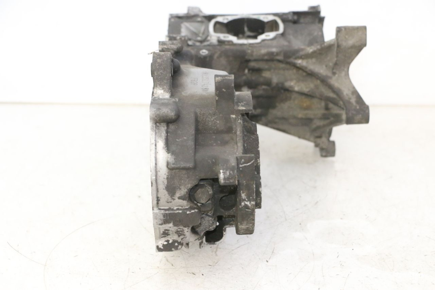 photo de ENGINE LOWER CASING PEUGEOT ELYSTAR 50 (2002 - 2014)