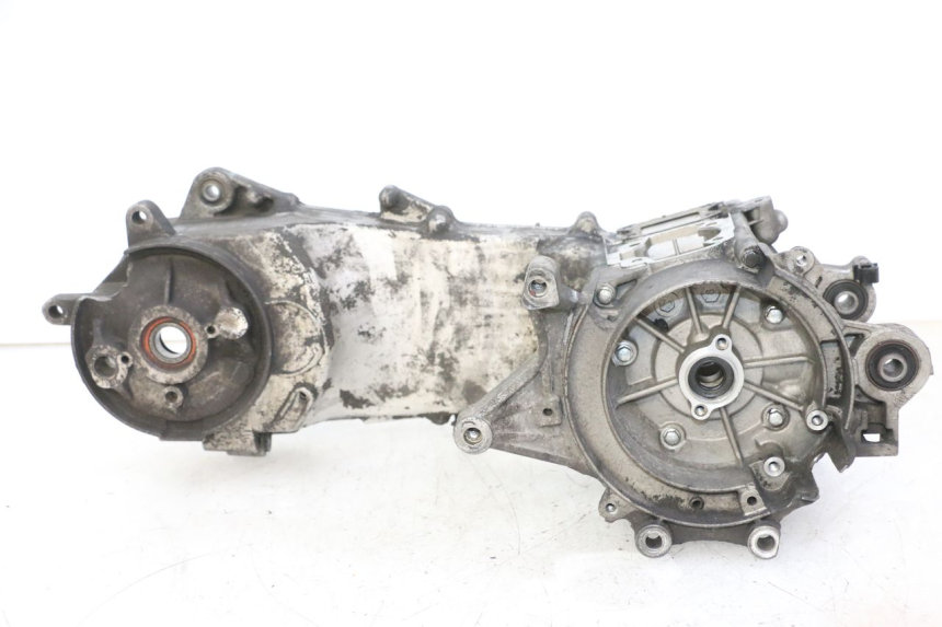 photo de ENGINE LOWER CASING PEUGEOT ELYSTAR 50 (2002 - 2014)