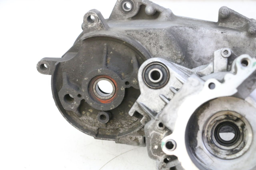 photo de ENGINE LOWER CASING PEUGEOT ELYSTAR 50 (2002 - 2014)