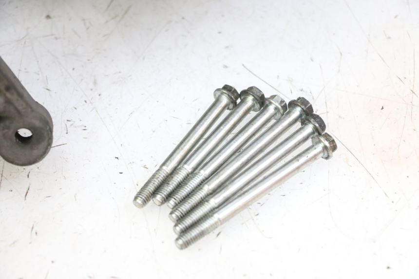 photo de ENGINE LOWER CASING PEUGEOT ELYSTAR 50 (2002 - 2014)