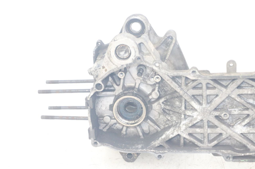 photo de ENGINE LOWER CASING KEEWAY F-ACT FACT 50 (2006 - 2011)