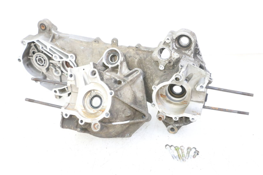 photo de ENGINE LOWER CASING KEEWAY F-ACT FACT 50 (2006 - 2011)