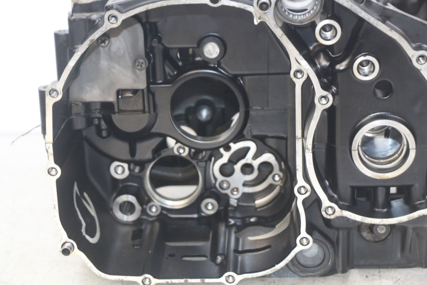 photo de ENGINE BOTTOM CASE YAMAHA FZS FAZER 600 (1998 - 2001)