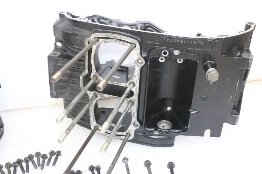 photo de ENGINE CRANKCASE SUZUKI GS GSE 500 (2001 - 2003)