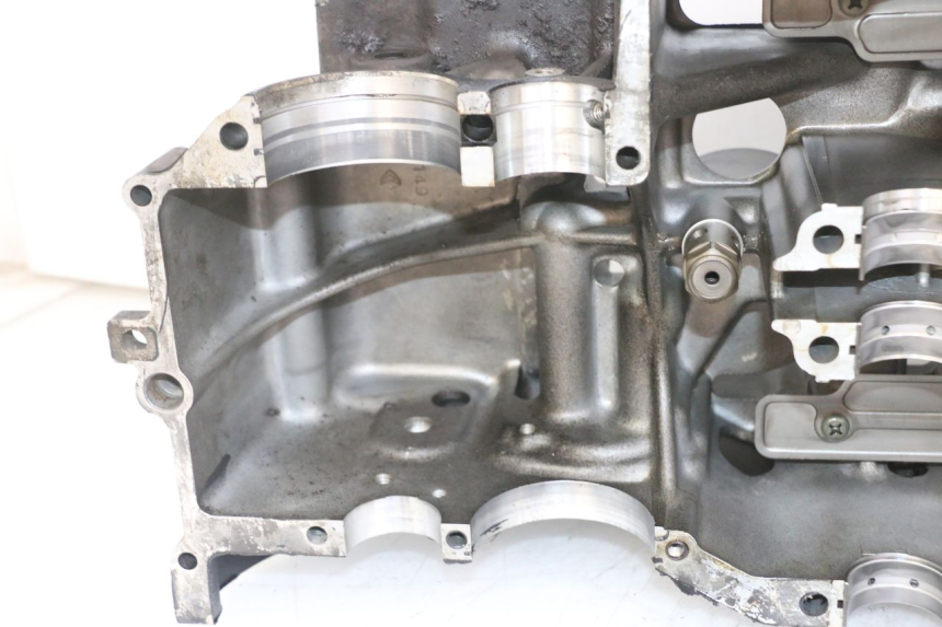 photo de ENGINE CRANKCASE SUZUKI GS GSE 500 (2001 - 2003)