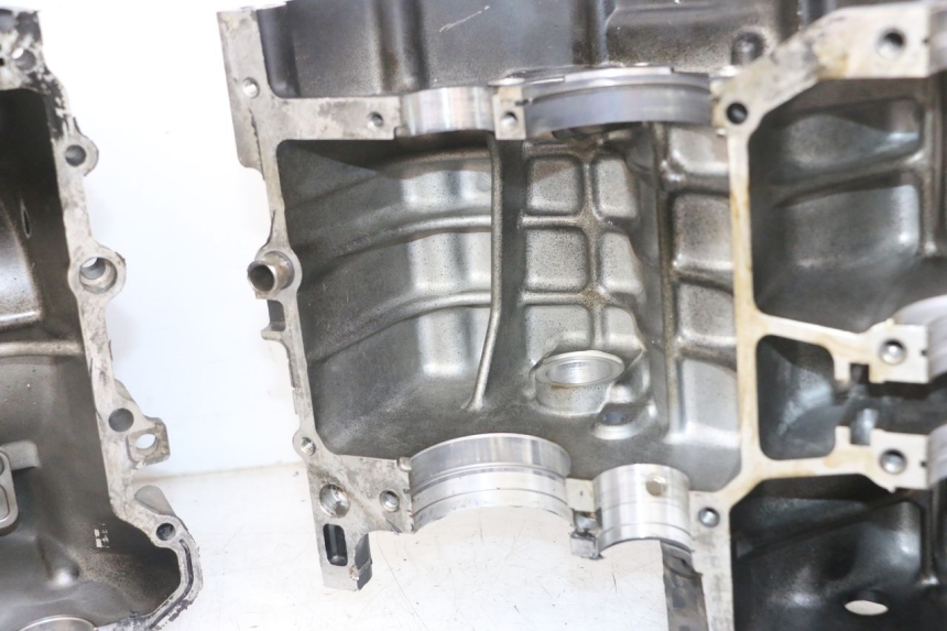 photo de ENGINE CRANKCASE SUZUKI GS GSE 500 (2001 - 2003)