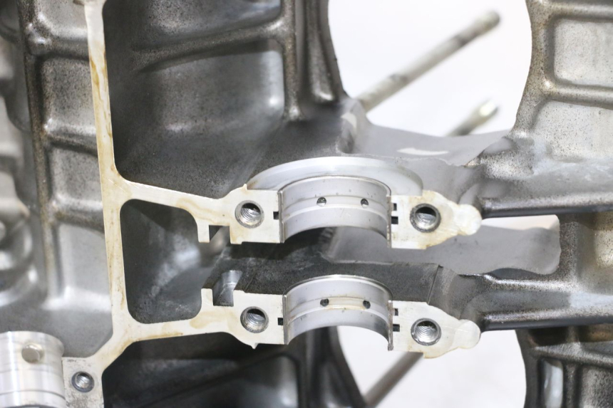photo de ENGINE CRANKCASE SUZUKI GS GSE 500 (2001 - 2003)