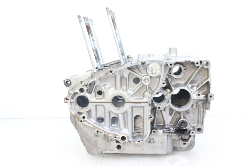 photo de ENGINE CRANKCASE SUZUKI GSX E 250 (1982 - 1983)