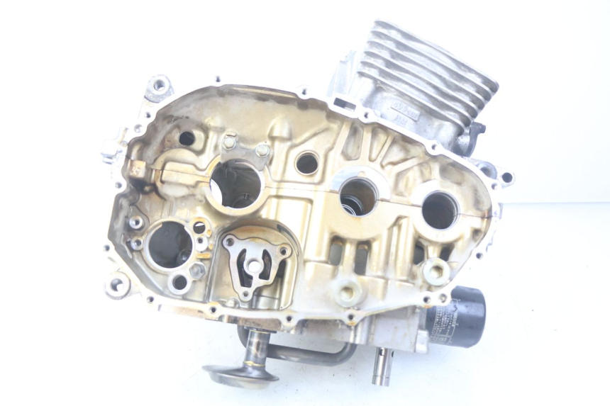 photo de ENGINE LOWER CASING HONDA CBF 500 (2004 - 2007)