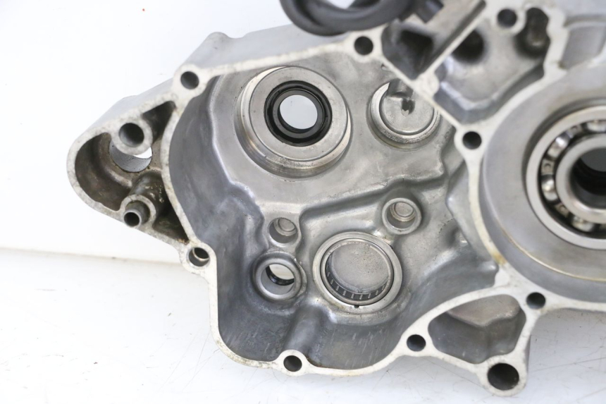 photo de ENGINE CRANKCASE HONDA CR 85 (2003 - 2007)