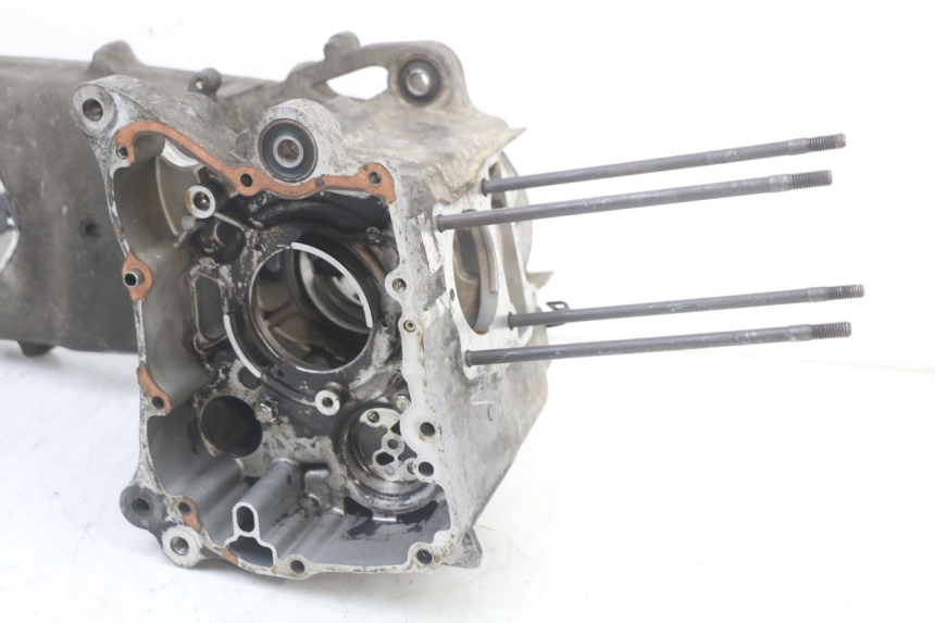 photo de ENGINE CRANKCASE HONDA NES AROBASE 125 (2000 - 2003)