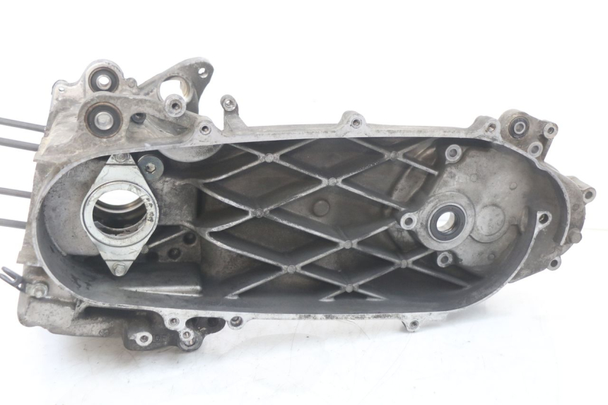 photo de ENGINE CRANKCASE HONDA NES AROBASE 125 (2000 - 2003)