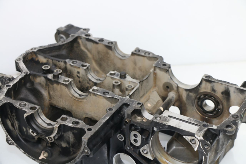 photo de ENGINE CRANKCASE HONDA VF 1000 (1984 - 1988)