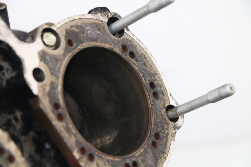 photo de ENGINE CRANKCASE HONDA VF 1000 (1984 - 1988)