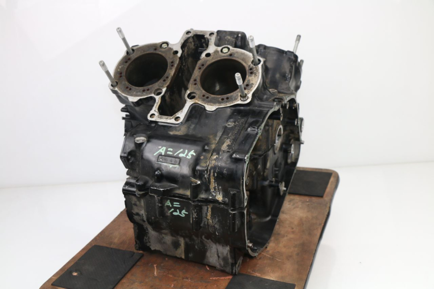 photo de ENGINE CRANKCASE HONDA VF 1000 (1984 - 1988)