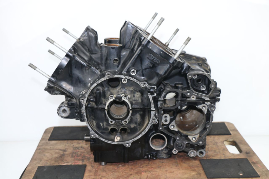 photo de ENGINE CRANKCASE HONDA VF 1000 (1984 - 1988)