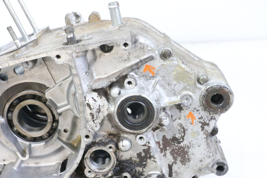 photo de ENGINE CRANKCASE HYOSUNG GF 125 (2001 - 2005)