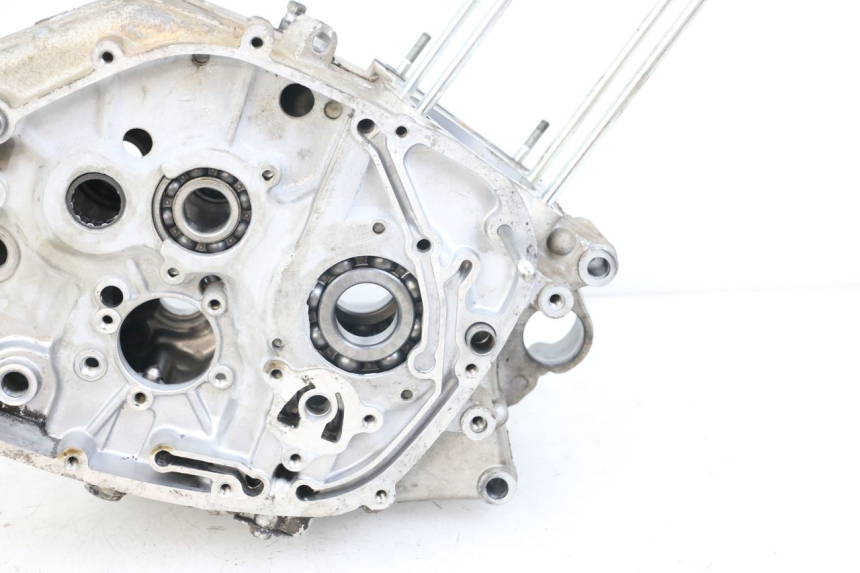 photo de ENGINE CRANKCASE HYOSUNG GF 125 (2001 - 2005)
