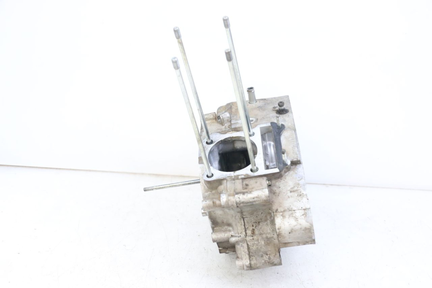 photo de ENGINE CRANKCASE HYOSUNG GF 125 (2001 - 2005)