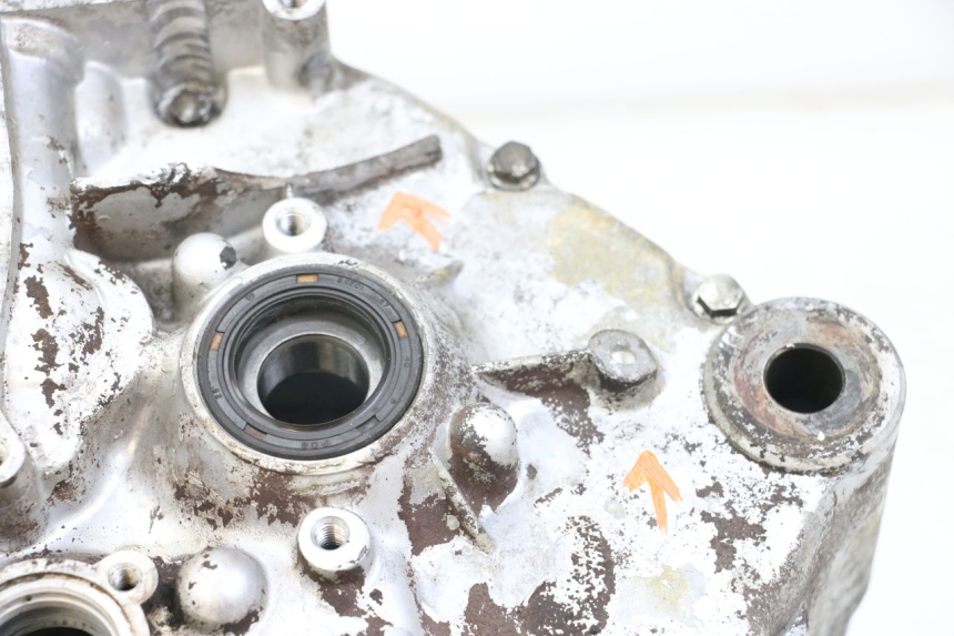 photo de ENGINE CRANKCASE HYOSUNG GF 125 (2001 - 2005)