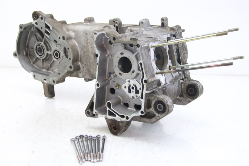 photo de ENGINE LOWER CASING SYM JET 14 4T 50 (2018 - 2022)