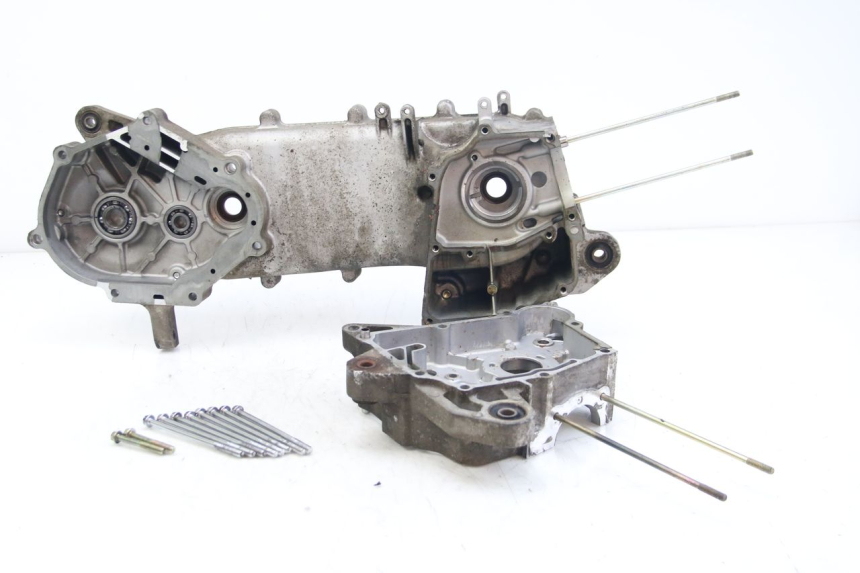 photo de ENGINE LOWER CASING SYM JET 14 4T 50 (2018 - 2022)