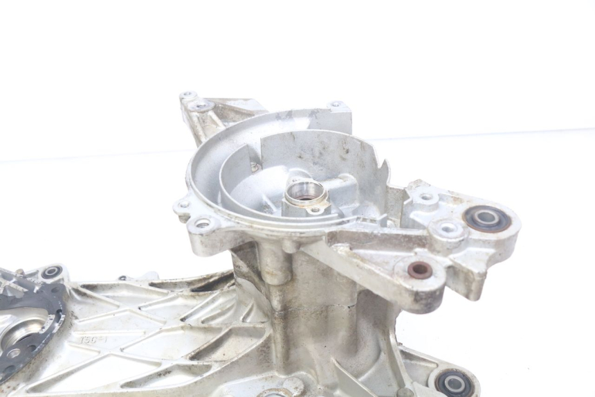 photo de ENGINE LOWER CASING SYM JET EURO X 2T 50 (2003 - 2007)