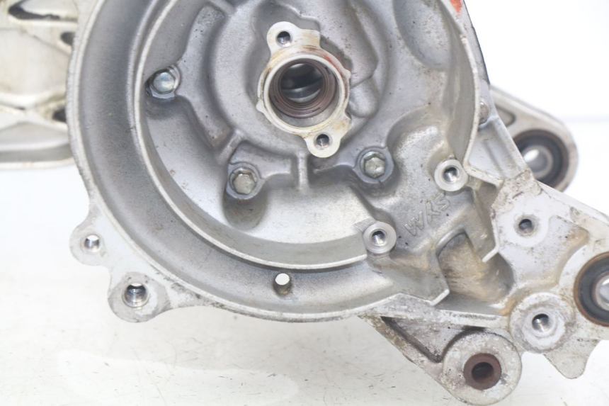 photo de ENGINE LOWER CASING SYM JET EURO X 2T 50 (2003 - 2007)