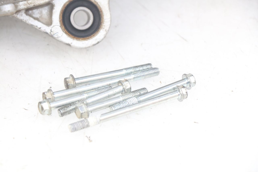 photo de ENGINE LOWER CASING SYM JET EURO X 2T 50 (2003 - 2007)