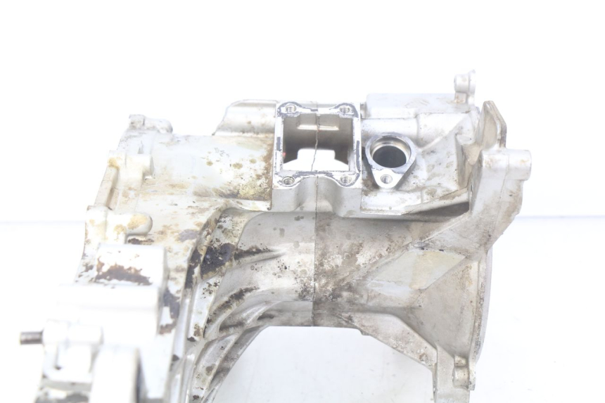 photo de ENGINE LOWER CASING SYM JET EURO X 2T 50 (2003 - 2007)