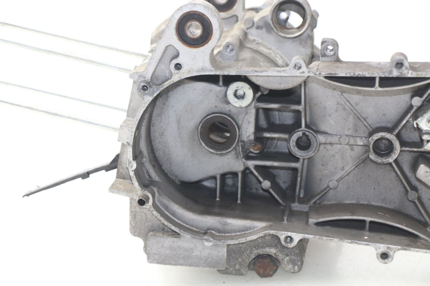 photo de ENGINE LOWER CASING JONWAY AZTRAL 125 (2008 - 2017)